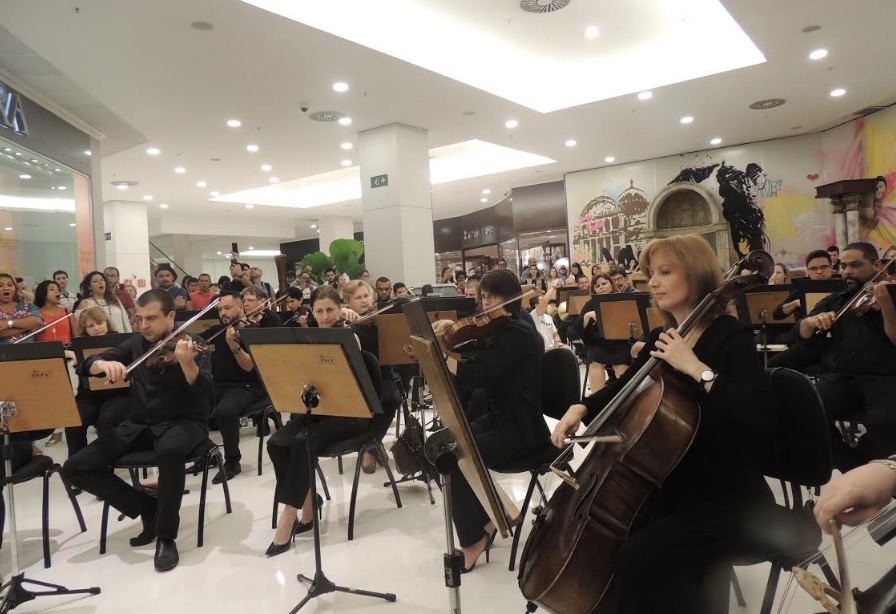 Orquestra Amazonas Filarmônica e Coral do Amazonas realizam concerto natalino