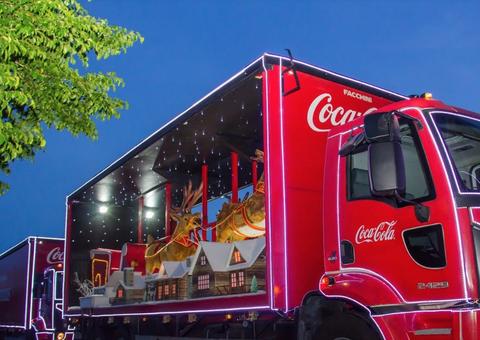 GACC-AM recebe visita da Caravana de Natal da Coca-Cola