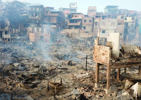 Prefeito formaliza a Temer pedido de apoio às vítimas do incêndio em Manaus
