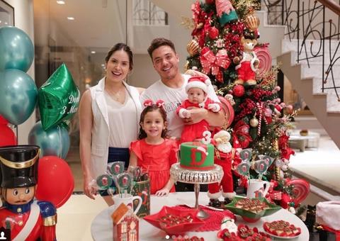 Wesley Safadão faz festa em clima natalino para comemorar 3 meses do filho