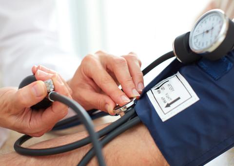 Exercícios podem ter o mesmo efeito que remédios para hipertensão, diz estudo