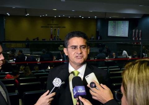 Deputados estaduais aumentam os próprios salários para R$ 29,5 mil 