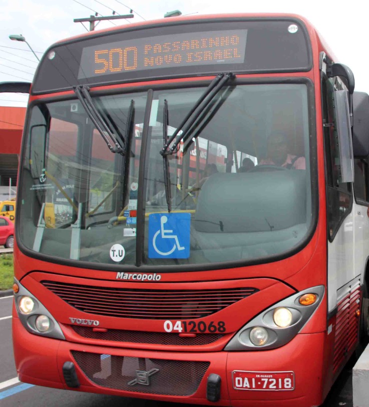 Em menos de 4h, passageiros de três ônibus são assaltados em Manaus