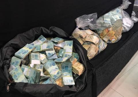  Operação prende 9 suspeitos de integrar facção e acha R$ 7,2 milhões