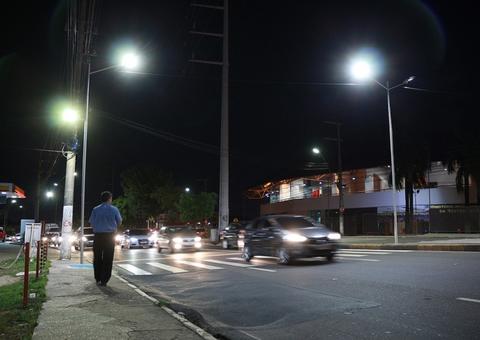 Manaus chega a 50 mil pontos de LED instalados
