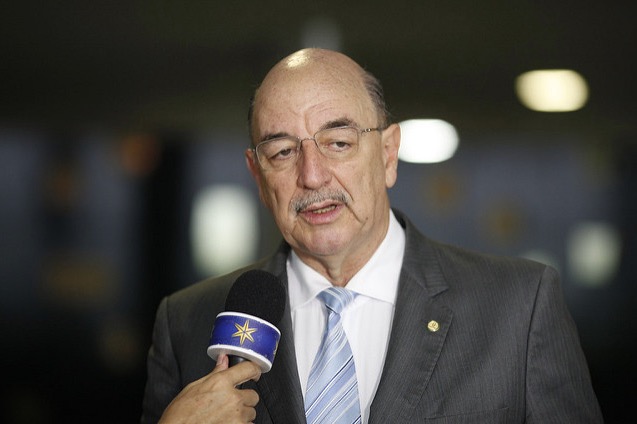 Futuro ministro da Cidadania, Osmar Terra propõe limite para venda de bebidas alcoólicas