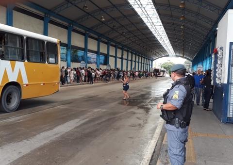 Sindicato dos Rodoviários ameaça greve geral e apenas 50% da frota está circulando em Manaus