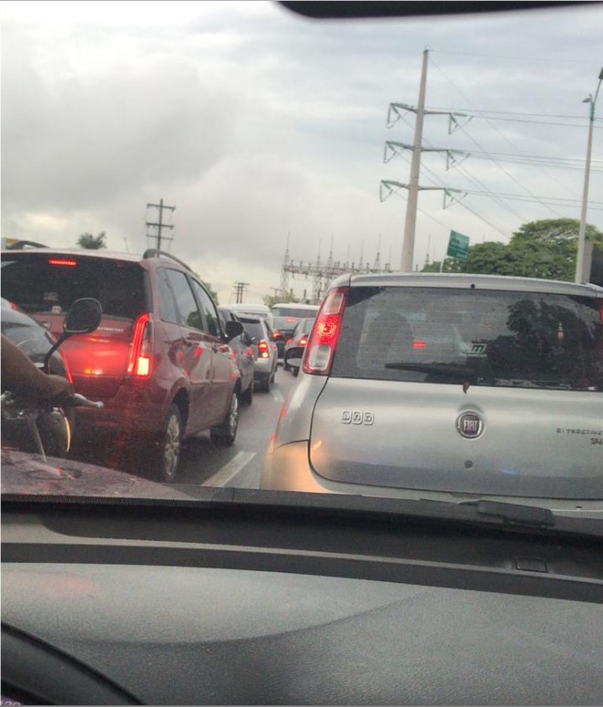 Mesmo sem ônibus circulando, manauaras enfrentam trânsito caótico nesta sexta-feira