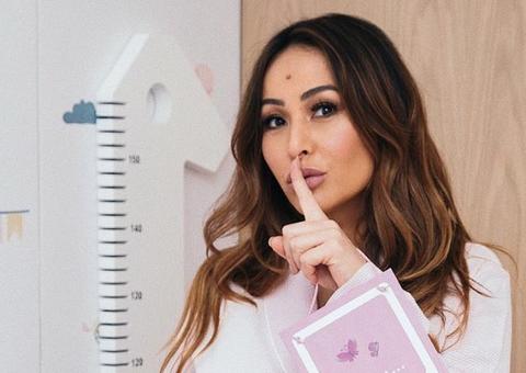 Sabrina Sato joga indireta após polêmica envolvendo sogra e irmã