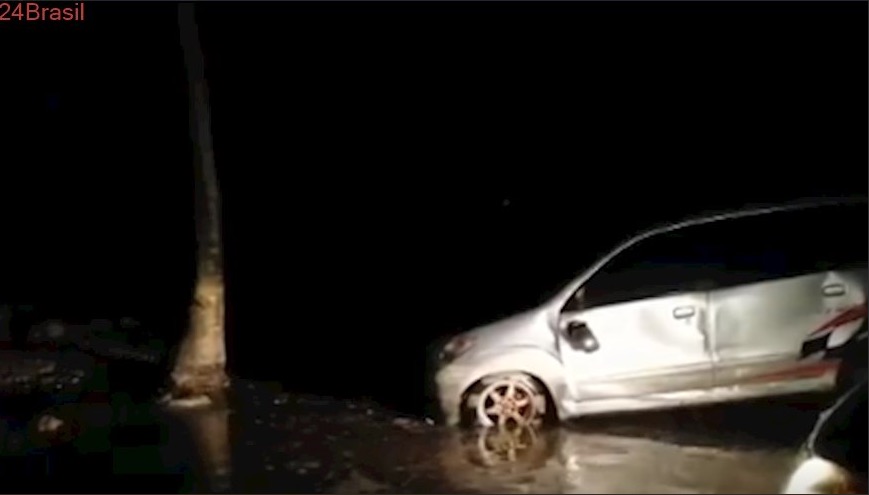 Tsunami deixa ao menos 20 mortos na Indonésia, segundo autoridades