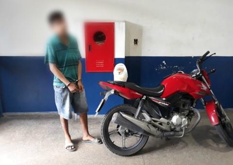 Adolescente apreendido revela que ganhava R$10 mil por mês com roubos de motos em Manaus 