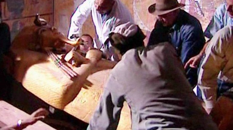 Arqueólogos morrem misteriosamente após abrirem tumba de faraó