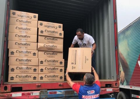 Mais de 20 fogões são doados para vítimas de incêndio no Educandos 