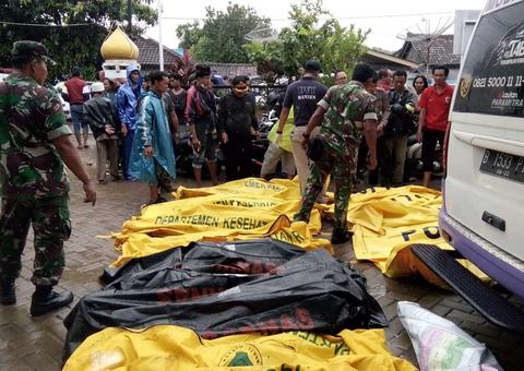 Integrantes de banda de rock morrem durante tsunami na Indonésia
