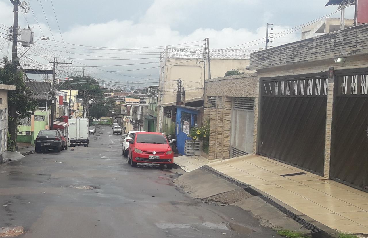 Na noite de Natal, jovem é encurralado e morto a tiros em Manaus