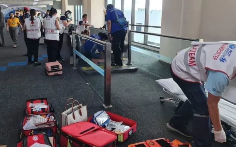 Passageira tem perna amputada após acidente em esteira rolante de aeroporto