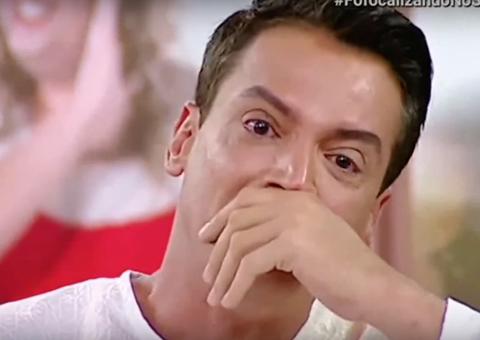  Leo Dias cai no choro em desabafo sobre vício em cocaína