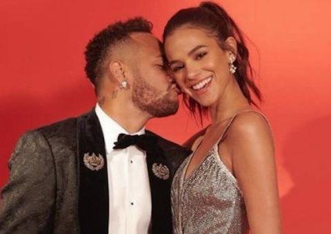 Fãs pedem volta de Brumar e irritada, Marquezine dá resposta afrontosa 