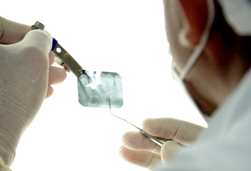 Especialização em Endodontia da UEA continua com inscrições abertas