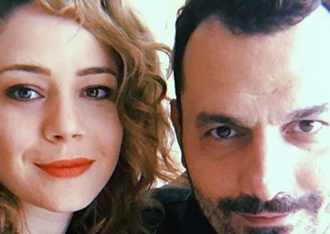 Leandra Leal posta foto rara da filha com pai e faz declaração para ex-marido