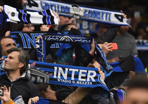 Torcedor da Inter de Milão morre após briga de torcida na Itália