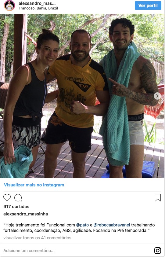 Após passar Natal juntos, Alexandre Pato engata namora com Rebeca Abravanel