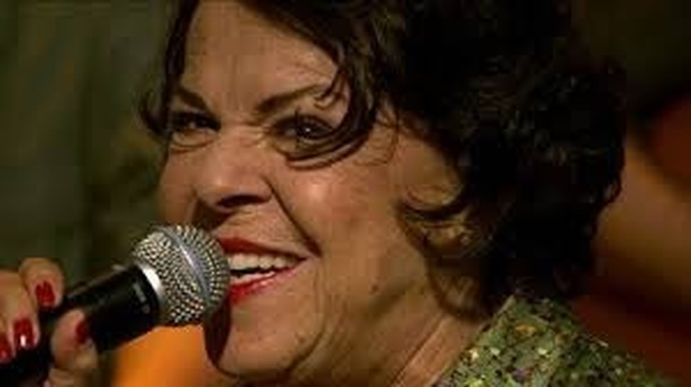 Miúcha, irmã de Chico Buarque morre aos 81 anos