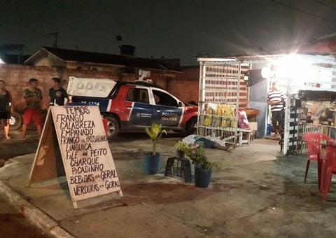 Jovem é morto a tiros por motoqueiro misterioso em Manaus