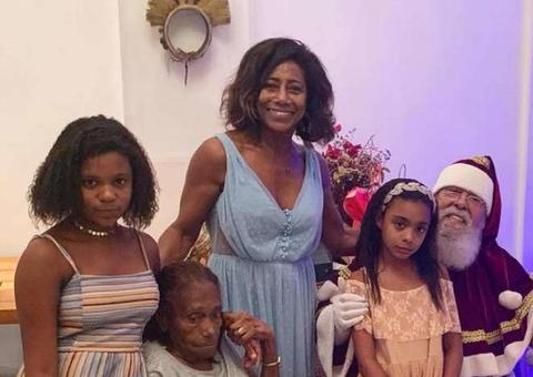 Glória Maria  bate boca na web após ser criticada por alisar cabelo das filhas