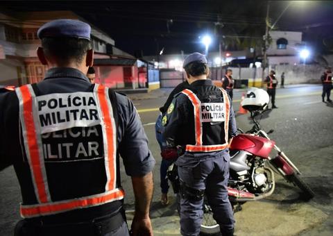  Suspeito de assalto é preso após bater em veículo durante perseguição em Manaus