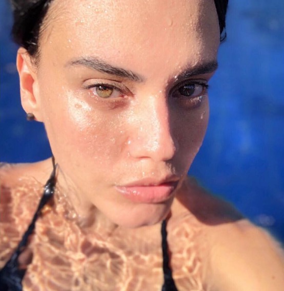  Letícia Lima posta foto de biquíni após término com Ana Carolina