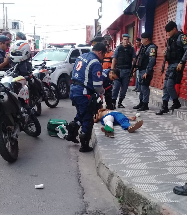 Suspeito é atropelado ao tentar fugir da polícia após tentativa de assalto em Manaus