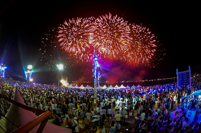 Réveillon de Manaus terá linhas extras de ônibus até amanhecer; Confira