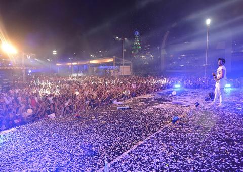 Festas da virada reúnem mais de 250 mil pessoas em Manaus 