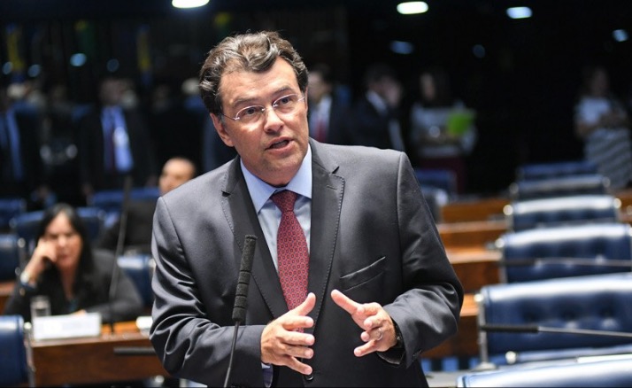 'A BR-319 é o grande desafio de todos nós', diz Eduardo Braga