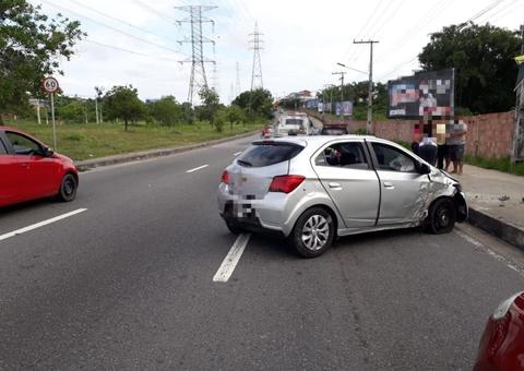 Acidentes de trânsito marcam primeiro dia do ano em Manaus 