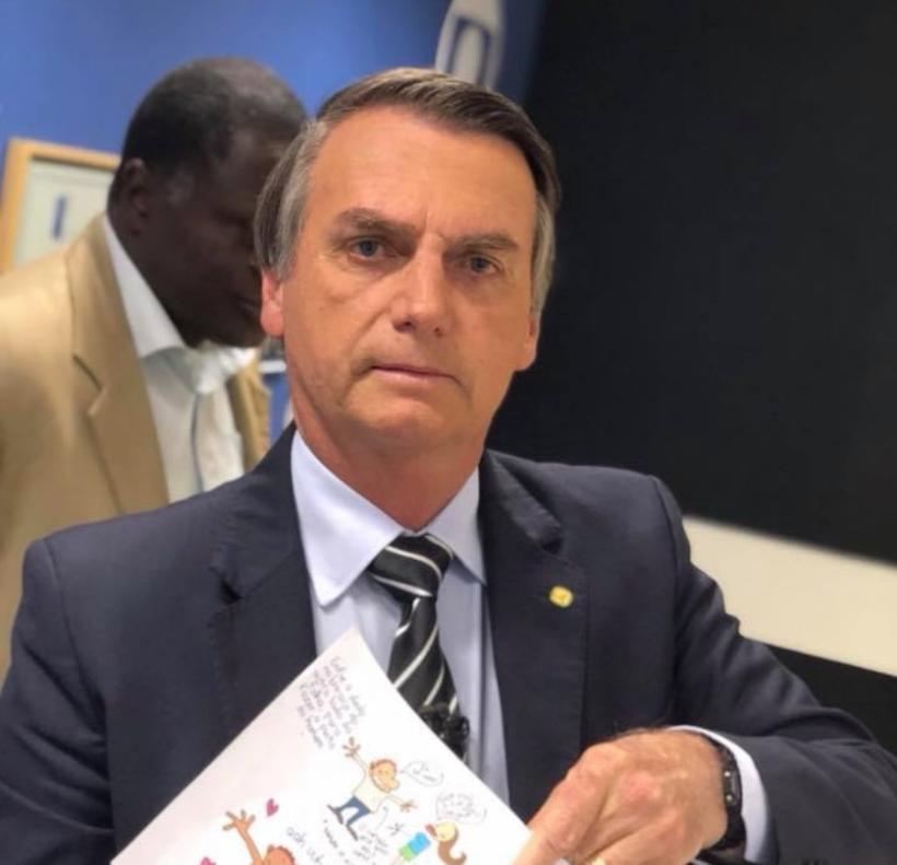 Bolsonaro editará decreto com mínimo em R$ 998 ainda hoje, diz futuro subchefe da área jurídica