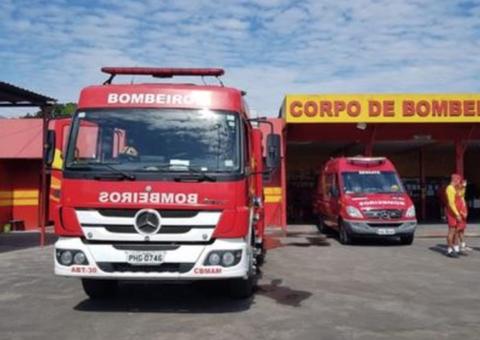 Princípio de incêndio atinge casa e moradores salvam crianças gêmeas em Manaus 