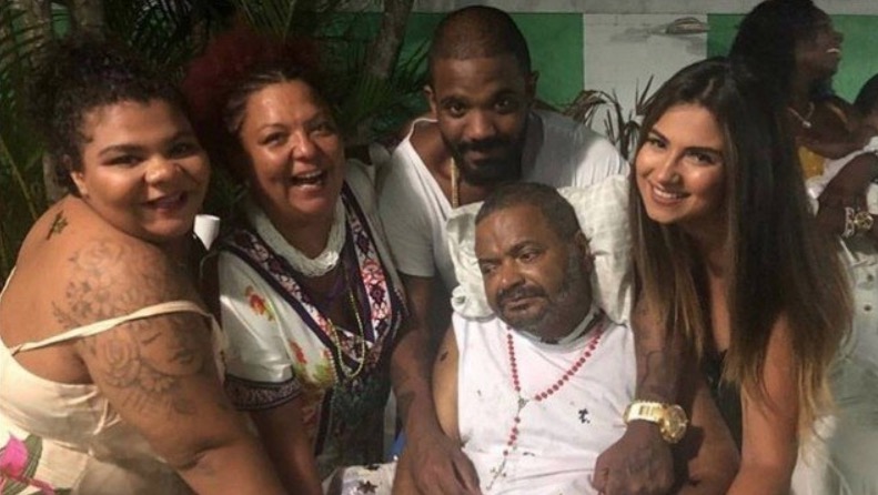 Filha posta foto com Arlindo Cruz e conta que o pai está começando a falar 