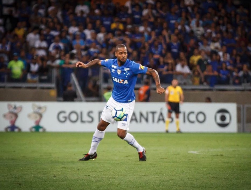 Flamengo deve oferecer R$ 30 milhões por Dedé do Cruzeiro 