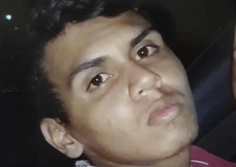 Jovem sai para abastecer moto e desaparece misteriosamente em Manaus