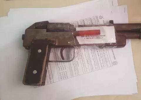 Menino de 10 anos morre após suposto disparo acidental de arma caseira