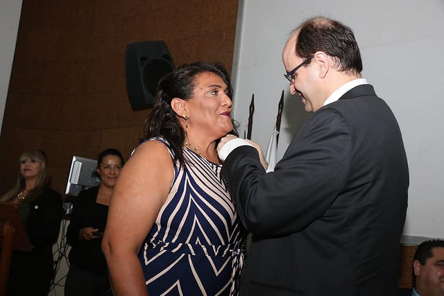 Professora da rede municipal recebe prêmio nacional de Educação