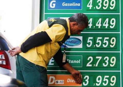 Petrobras reduz pelo 2º dia seguido preço da gasolina nas refinarias