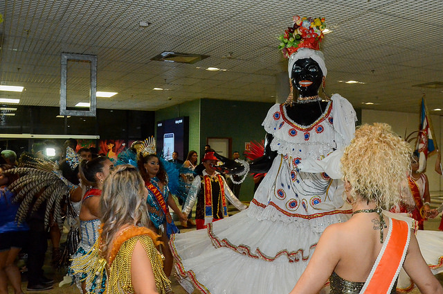 Kamélia abre Carnaval de Manaus 2019 comemorando 80 anos de tradição