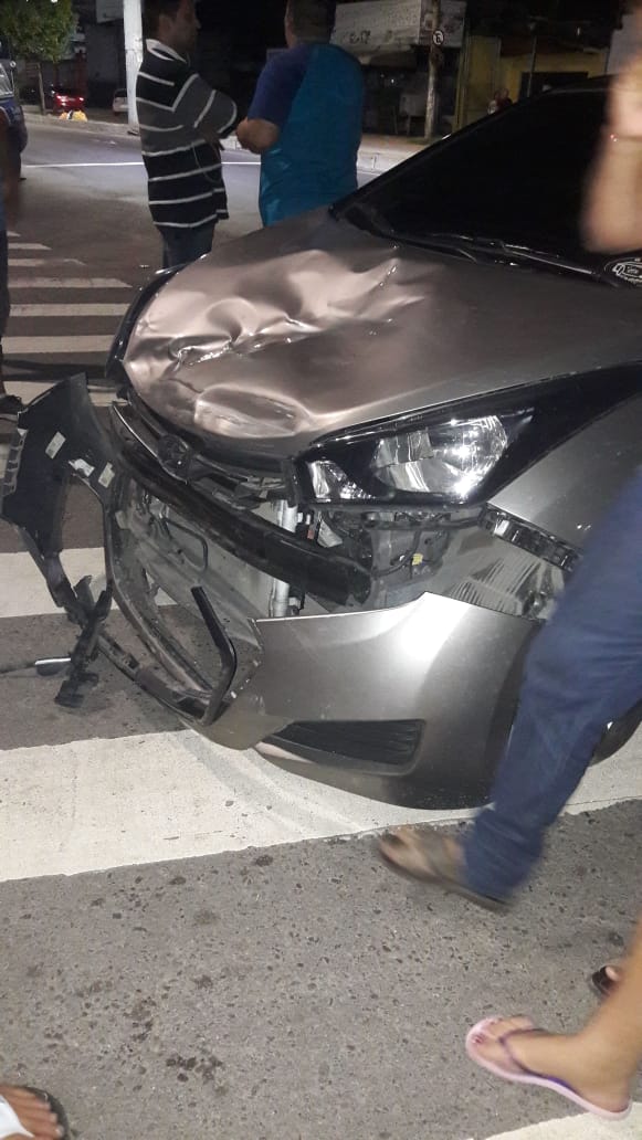 Assaltantes são atropelados por motoristas de aplicativo durante fuga em Manaus