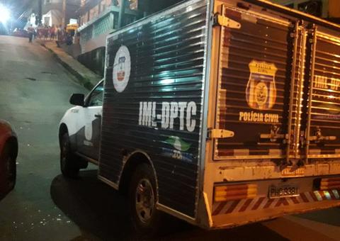 Homem é morto com 5 tiros em tentativa de assalto em mercadinho de Manaus