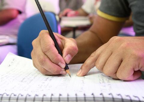 FUnATI abre 50 vagas para educação de adultos e idosos em Manaus