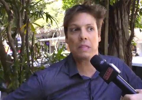 Fábio Porchat aparece na Globo após se demitir da Record e manda indireta