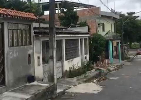 Suspeito de assaltar padaria, 'Homem-Aranha' escapa de linchamento em Manaus